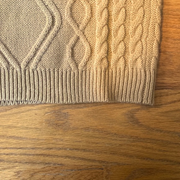 $10 CLEARANCE - NWT Lulus Styled Sensation Cable Knit Sweater Skirt (Skirt Only) - Picture 6 of 15